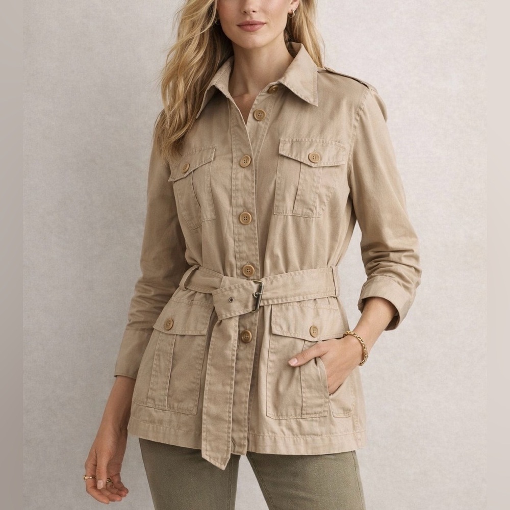 Lauren Ralph Lauren Safari, utility jacket silhouette Lightweight in Tan. size M
